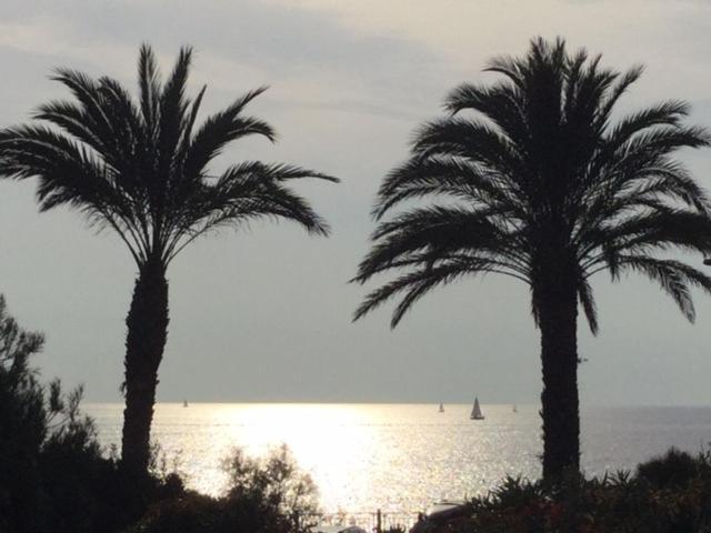 Sanarybeach Exterior foto